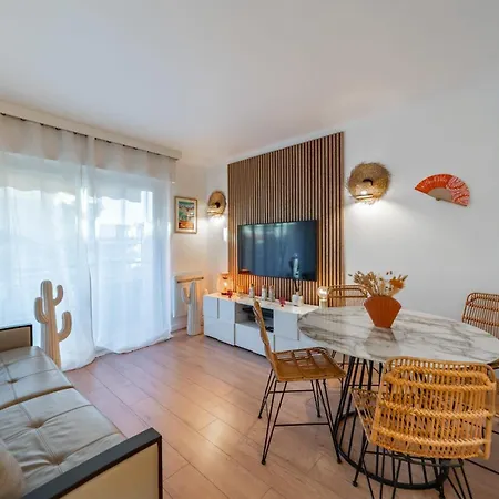 Апартаменты Very One Bedroom