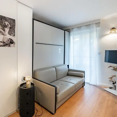 Апартаменты Very One Bedroom Канны
